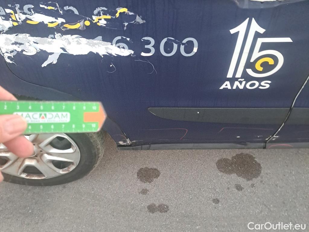  Ford  Transit FORD  Courier/2014/4P/furgón der.turis Van 1.5 TDCi 56kW Trend #23