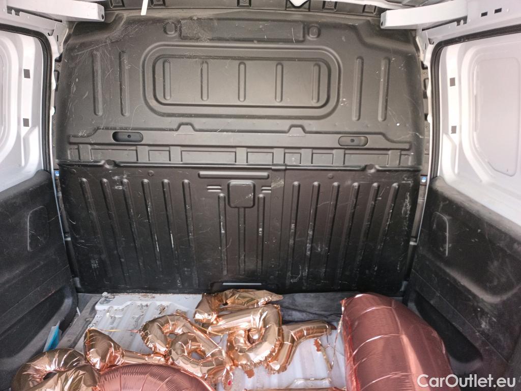  Citroen  Berlingo CITROEN  / 2018 / 4P / furgón derivado de turismo Talla M BlueHDi 100 #14