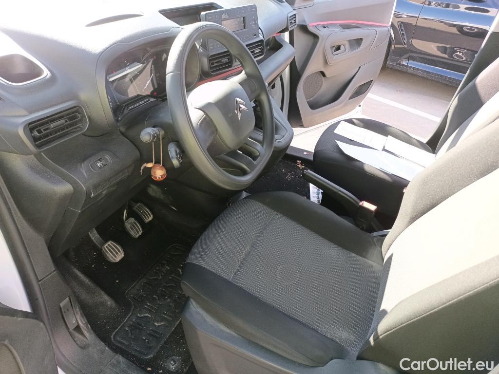  Citroen  Berlingo CITROEN  / 2018 / 4P / furgón derivado de turismo Talla M BlueHDi 100 #20