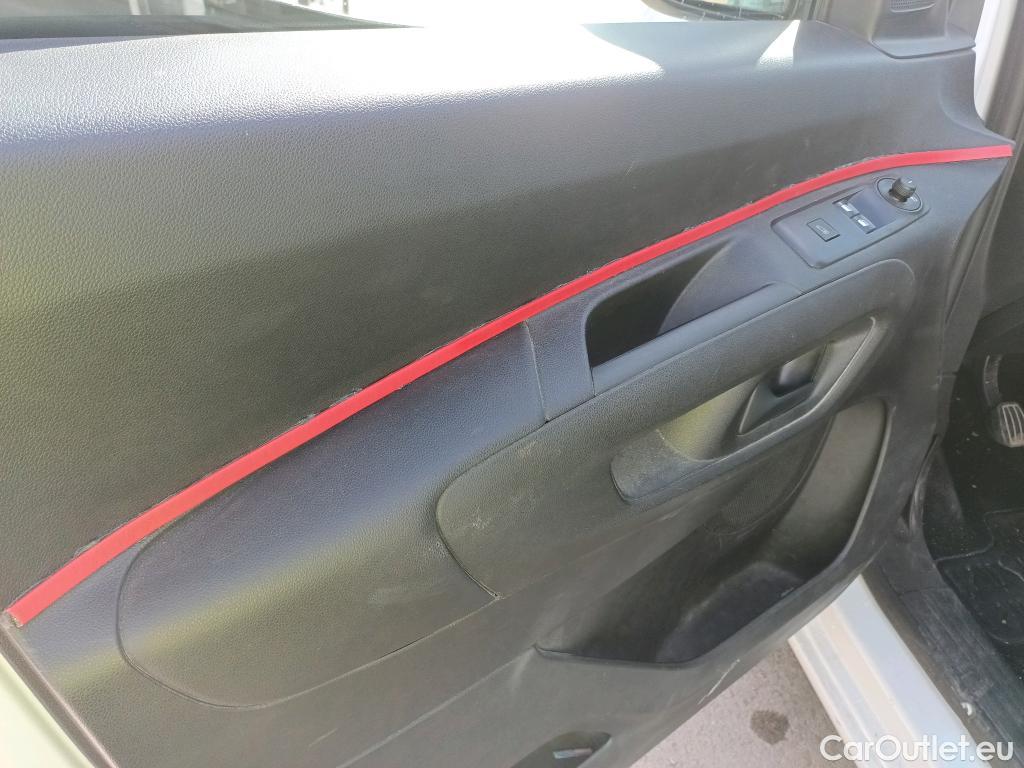  Citroen  Berlingo CITROEN  / 2018 / 4P / furgón derivado de turismo Talla M BlueHDi 100 #38