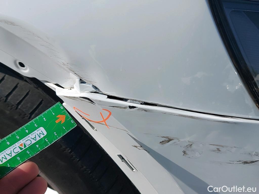  Audi  Q5 AUDI  / 2020 / 5P / todoterreno Advanced 35 TDI 120kW S tronic (AC2) #19