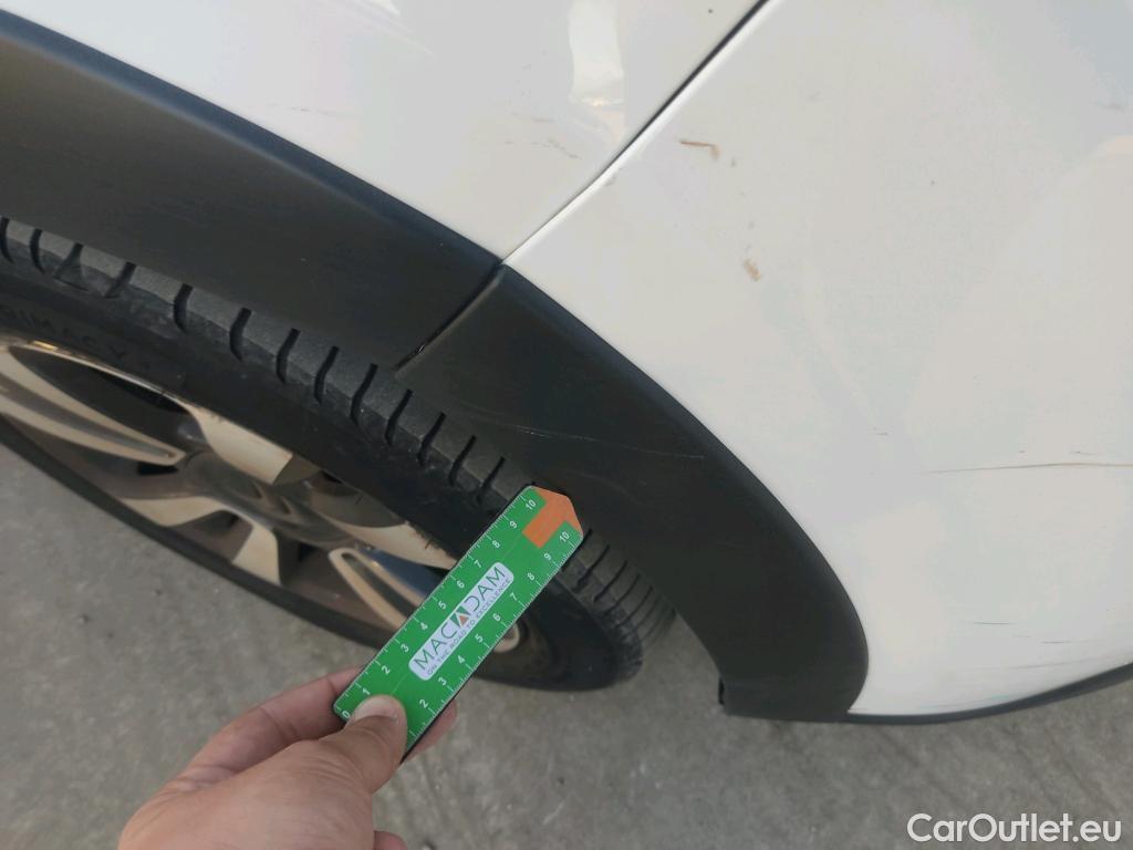  Citroen  C3 CITROEN  / 2016 / 5P / berlina con portón PureTech 60KW (82CV) FEEL (CX) #38