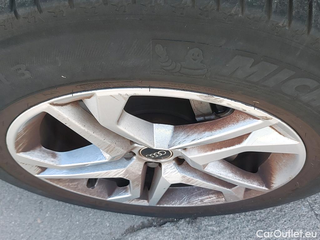  Audi  Q5 AUDI  / 2020 / 5P / todoterreno Advanced 35 TDI 120kW S tronic (AC2) #27