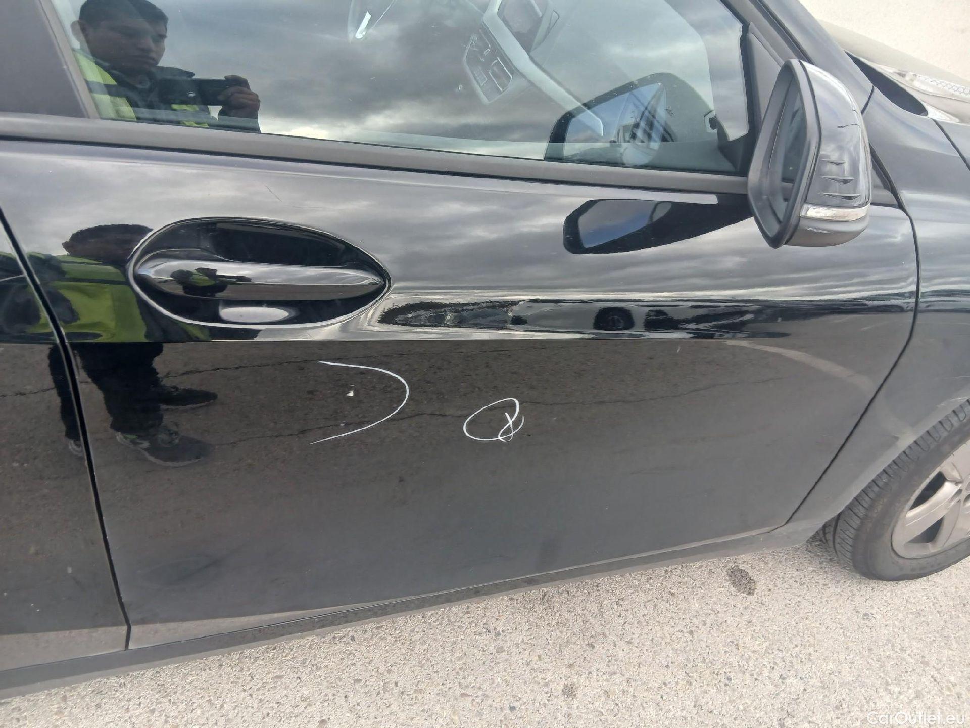  Bmw  Serie 1  Berlina 116d 1.5 115CV AT7 E6d #26