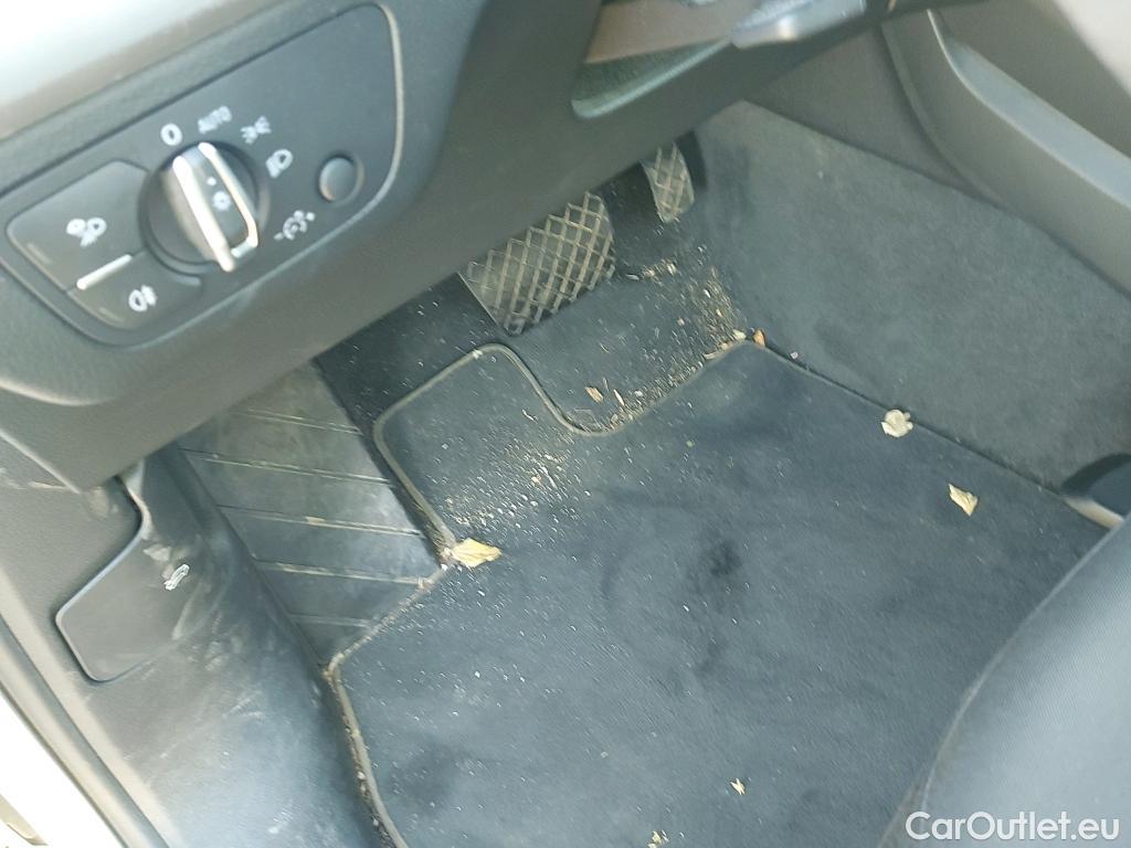  Audi  Q5 AUDI  / 2020 / 5P / todoterreno Advanced 35 TDI 120kW S tronic (AC2) #45