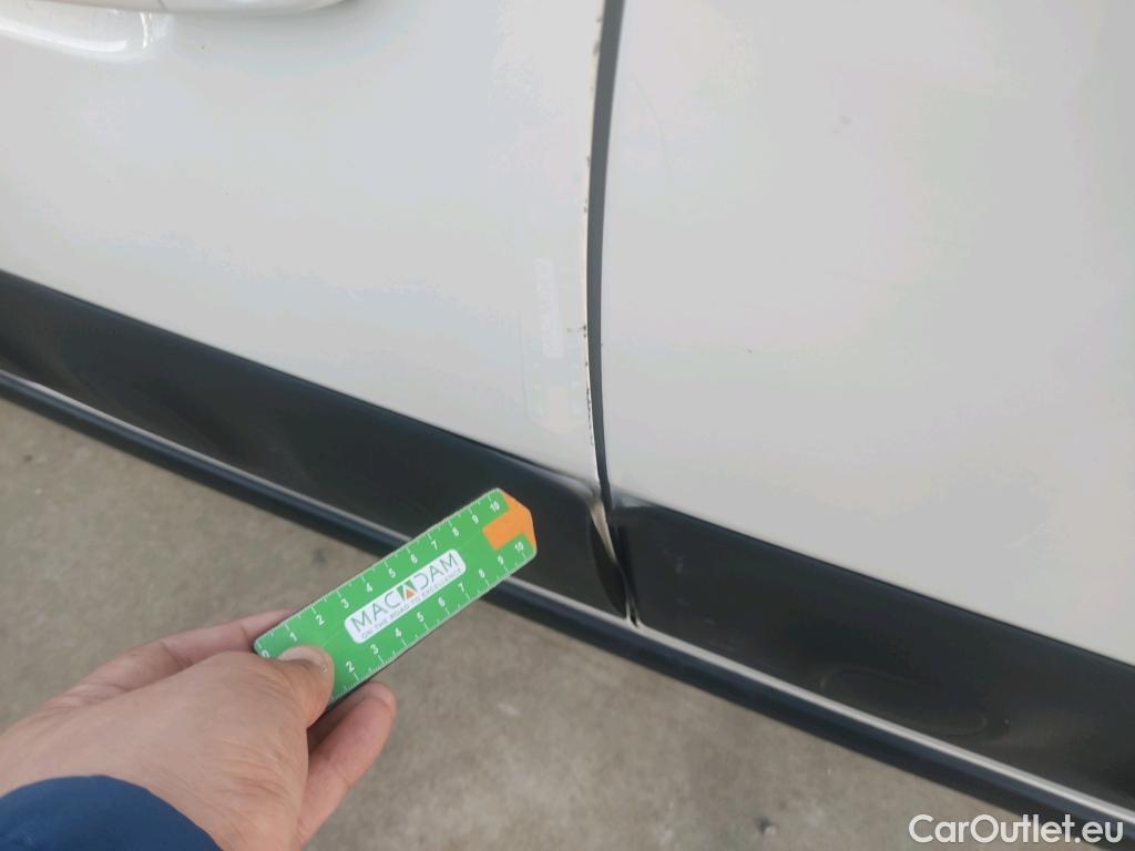  Citroen  C3 CITROEN  / 2016 / 5P / berlina con portón PureTech 60KW (82CV) FEEL (CX) #42