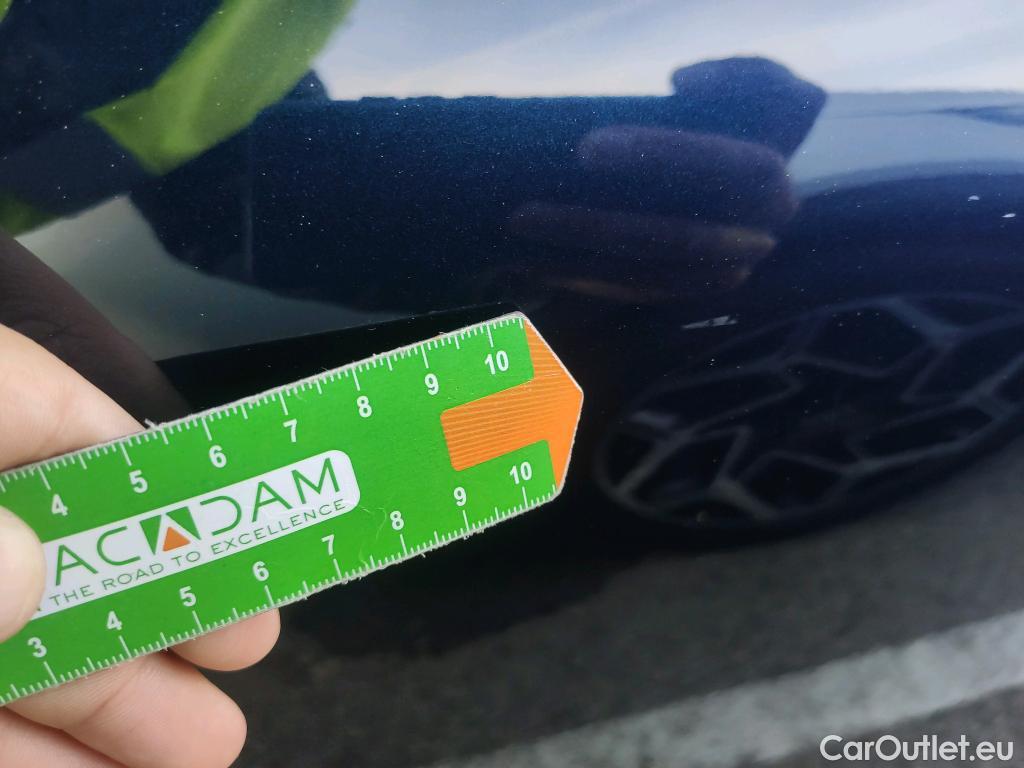  Bmw  Serie 3 BMW  / 2018 / 4P / sedán M340i xDrive Auto. #11