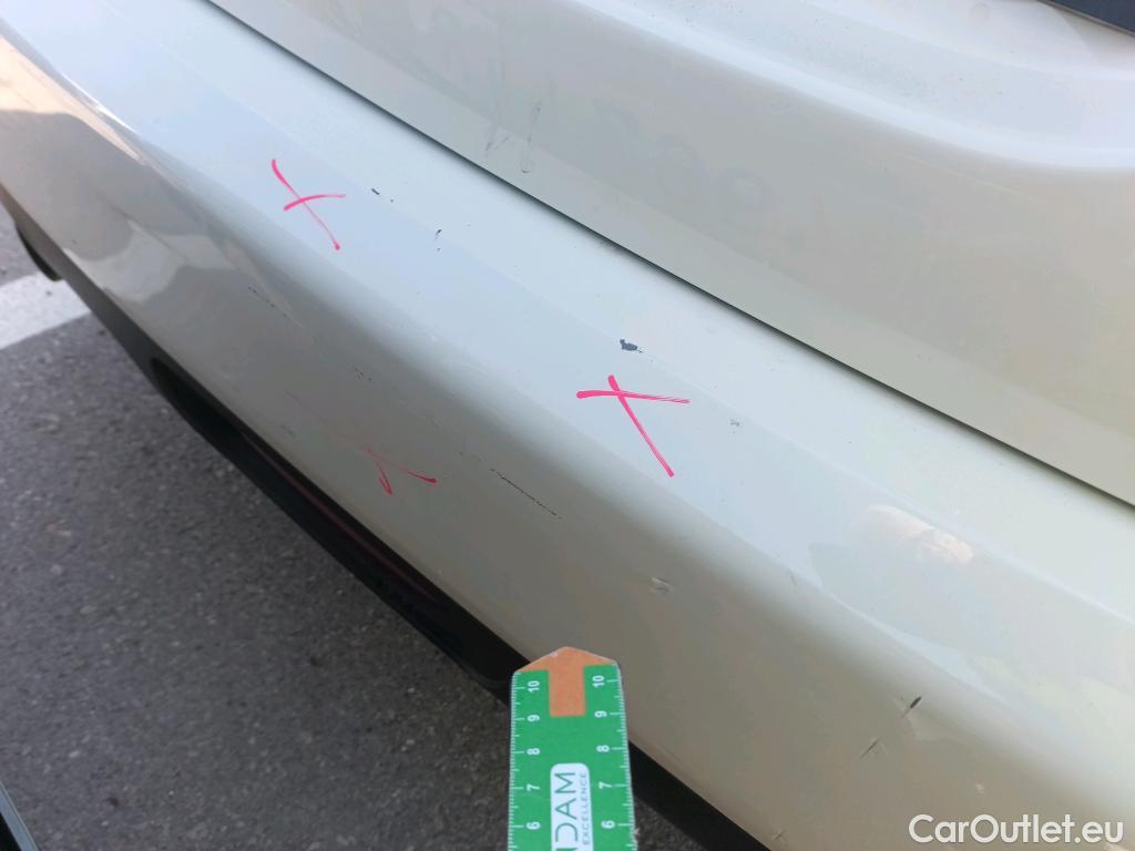  Mini  Cooper MINI MINI / 2014 / 5P / berlina con portón ONE 5 PUERTAS (CX) #4