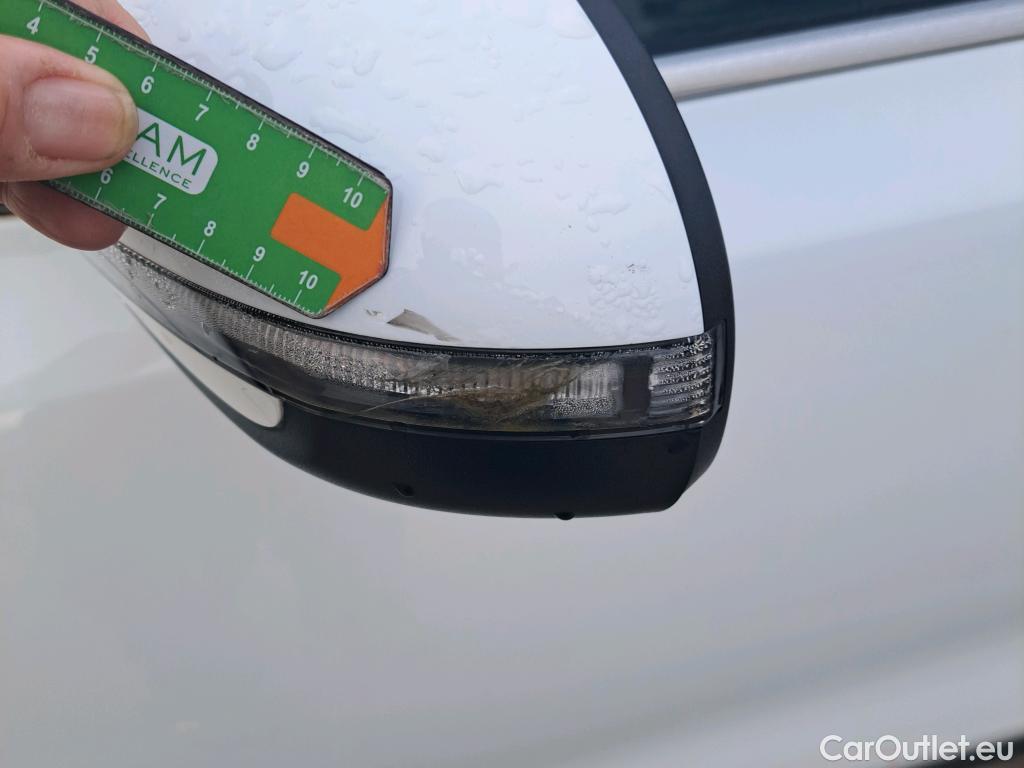  KIA  Sportage KIA  / 2018 / 5P / todoterreno 1.6 MHEV Business 85kW (115CV) 4x2 #40