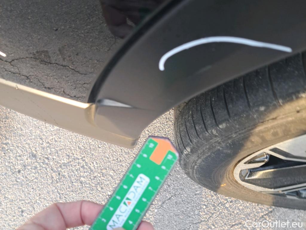  Mitsubishi  Eclipse MITSUBISHI  Cross / 2021 / 5P / todoterreno 2.4 PHEV Kaiteki Auto 4WD #16