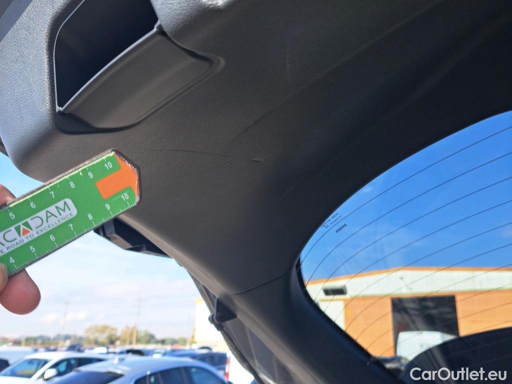  Nissan  Juke NISSAN  / 2019 / 5P / crossover DIG-T 84 kW (114 CV) DCT 7 V N-Connecta (AC2) #4