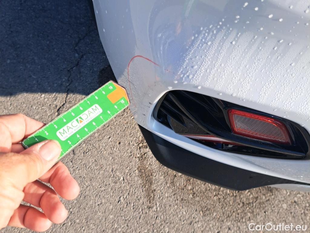  KIA  Niro KIA  / 2019 / 5P / crossover 1.6 GDi HEV 104kW (141CV) Emotion #37