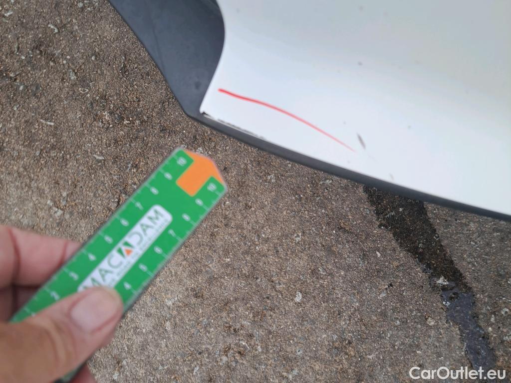  KIA  Sportage KIA  / 2018 / 5P / todoterreno 1.6 MHEV Business 85kW (115CV) 4x2 #28