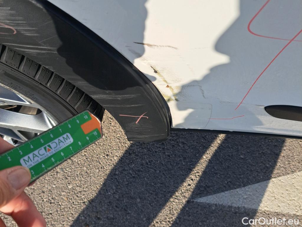  KIA  Niro KIA  / 2019 / 5P / crossover 1.6 GDi HEV 104kW (141CV) Emotion #11