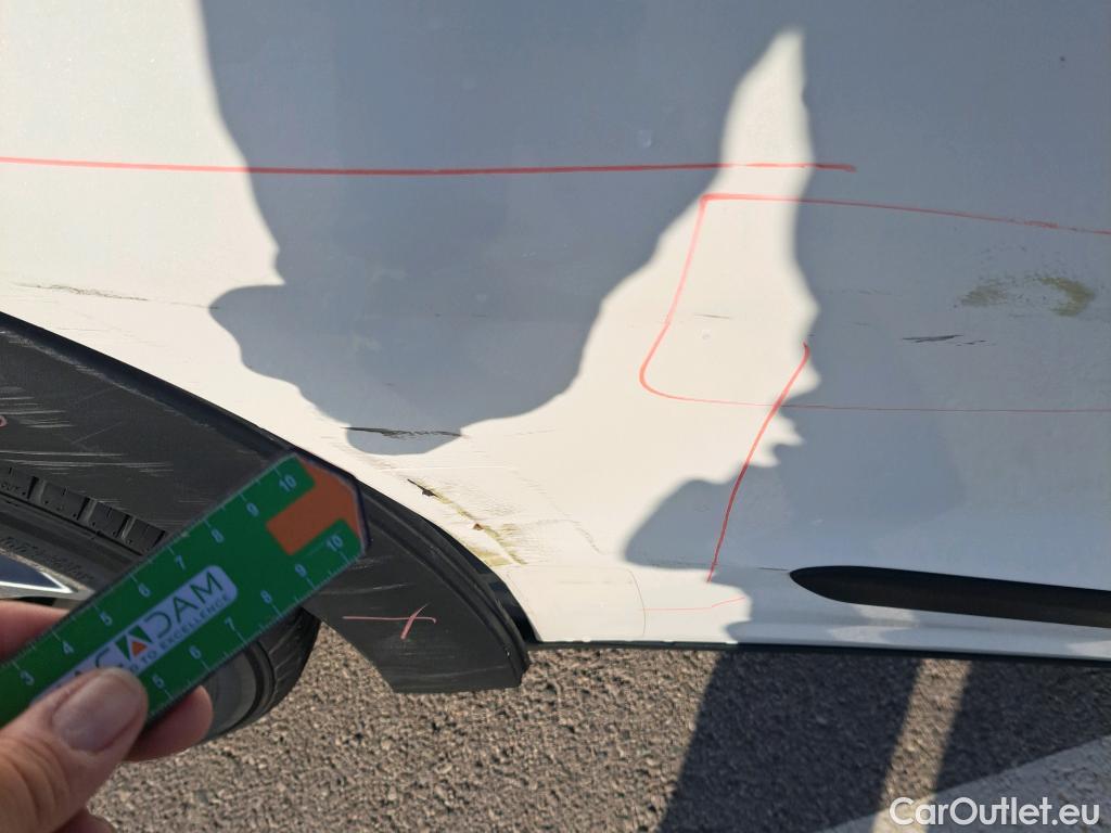  KIA  Niro KIA  / 2019 / 5P / crossover 1.6 GDi HEV 104kW (141CV) Emotion #7