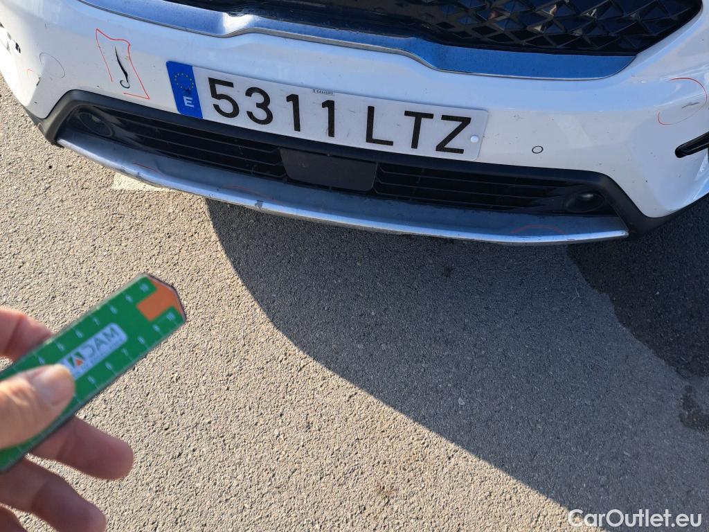  KIA  Niro KIA  / 2019 / 5P / crossover 1.6 GDi HEV 104kW (141CV) Emotion #53