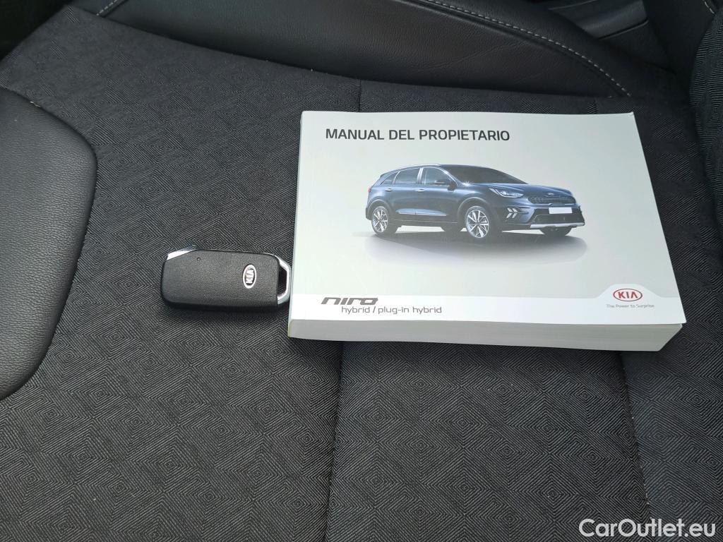  KIA  Niro KIA  / 2019 / 5P / crossover 1.6 GDi HEV 104kW (141CV) Emotion #32