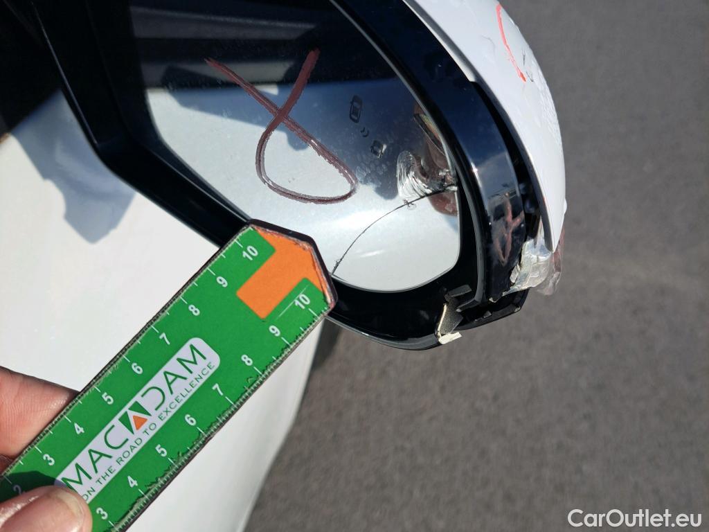  KIA  Niro KIA  / 2019 / 5P / crossover 1.6 GDi HEV 104kW (141CV) Emotion #3