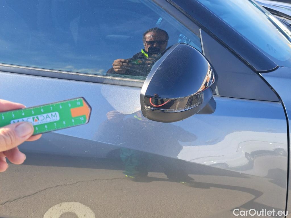  Nissan  Juke NISSAN  / 2019 / 5P / crossover DIG-T 84 kW (114 CV) DCT 7 V N-Connecta (AC2) #18