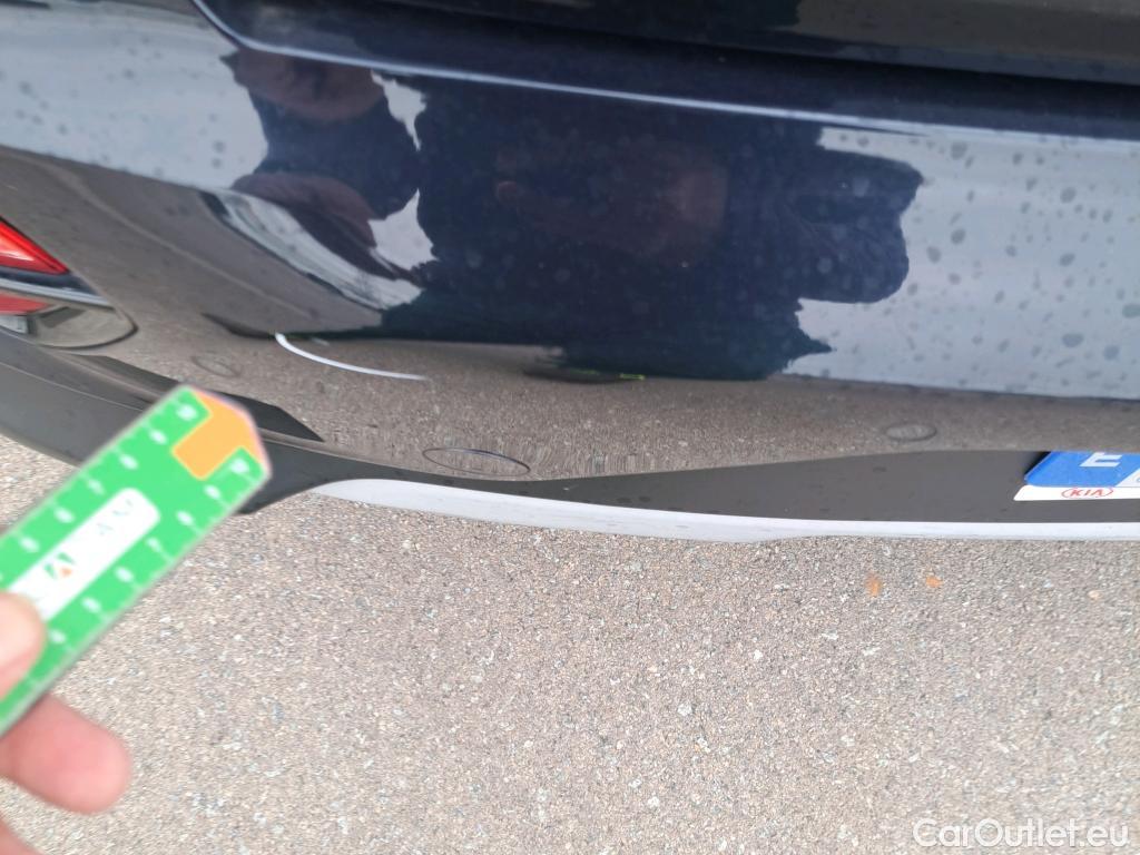  KIA  Niro KIA  / 2019 / 5P / crossover 1.6 GDi HEV 104kW (141CV) Drive #16