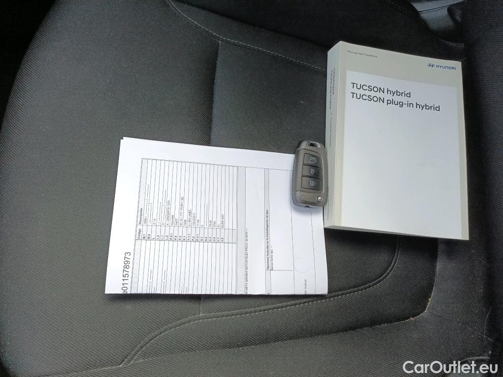  Hyundai  Tucson HYUNDAI  / 2020 / 5P / todoterreno 1.6 TGDI PHEV 195kW Maxx Auto 4X4 #16
