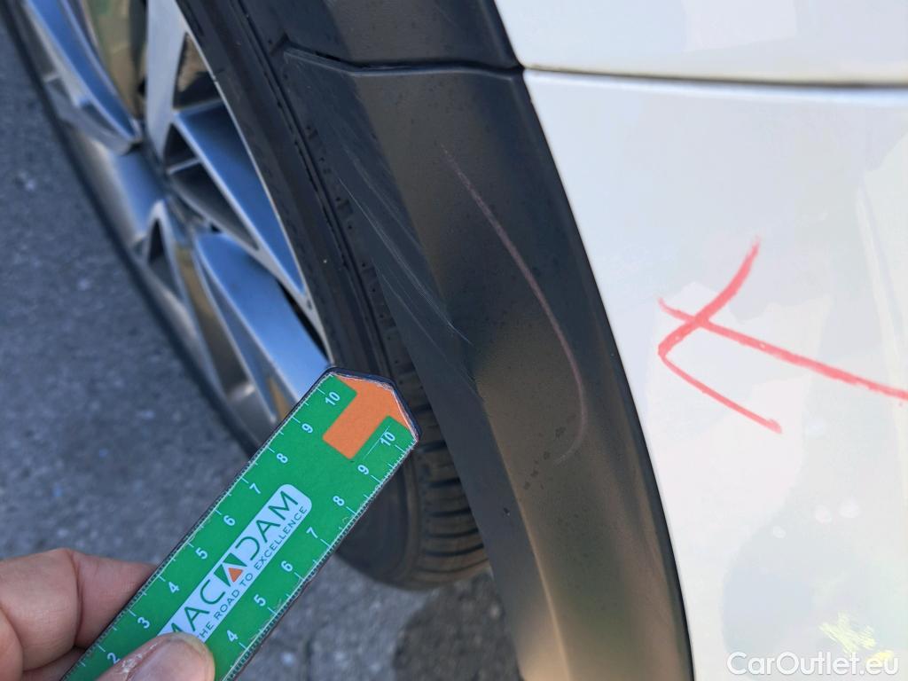  KIA  Niro KIA  / 2019 / 5P / crossover 1.6 GDi HEV 104kW (141CV) Emotion #50