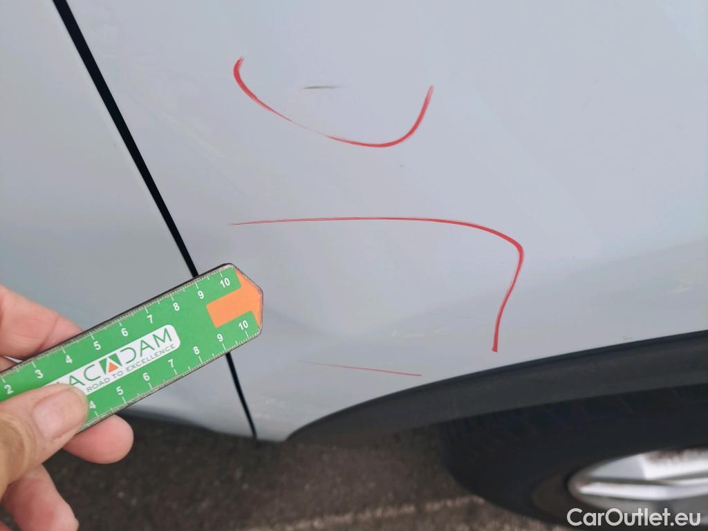  KIA  Sportage KIA  / 2018 / 5P / todoterreno 1.6 MHEV Business 85kW (115CV) 4x2 #4