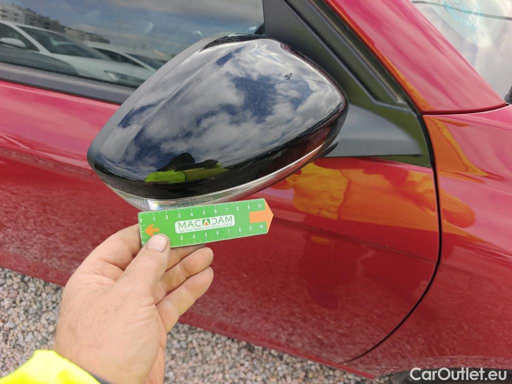  Opel  Corsa OPEL  / 2019 / 5P / berlina con portón 1.2 XEL 55kW (75CV) Edition #46