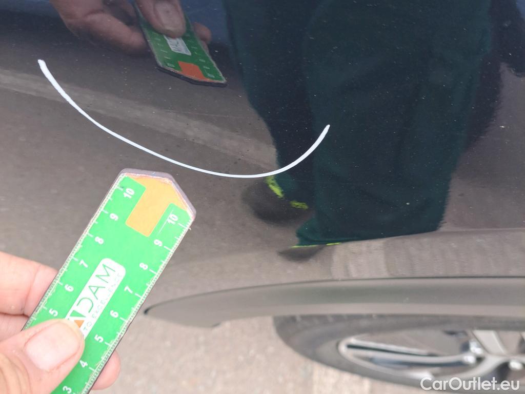  KIA  Niro KIA  / 2019 / 5P / crossover 1.6 GDi HEV 104kW (141CV) Drive #18