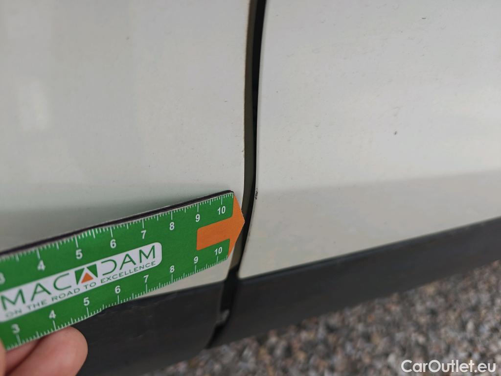  Nissan  Qashqai NISSAN  / 2017 / 5P / todoterreno DIG-T 103 kW (140 CV) E6D N-CONNECTA #23