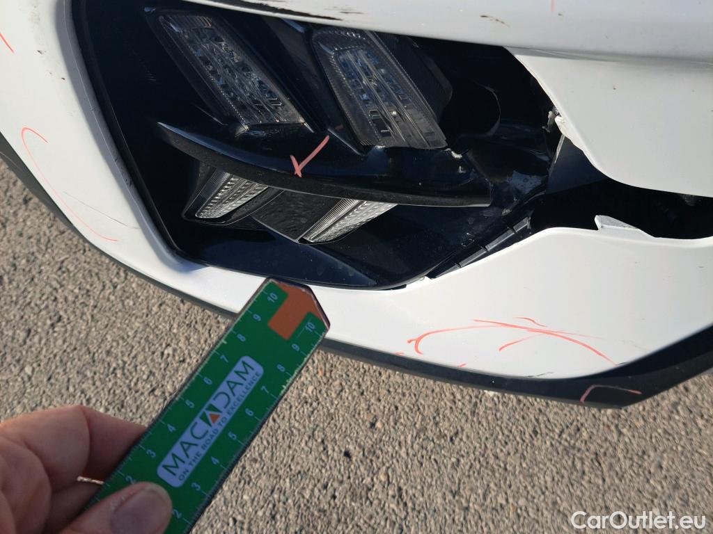  KIA  Niro KIA  / 2019 / 5P / crossover 1.6 GDi HEV 104kW (141CV) Emotion #31