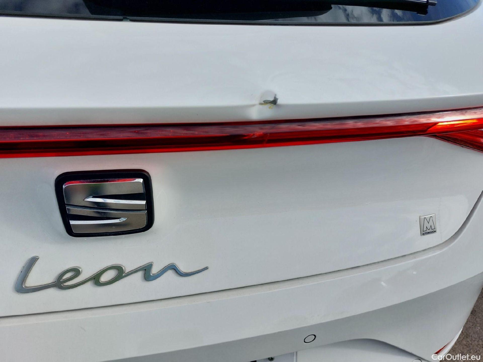  Land Rover  Discovery SEAT Nuevo León / 2020 / 5P / berlina con portón 2.0 TDI 85kW S&S Style Go (AC3) #20