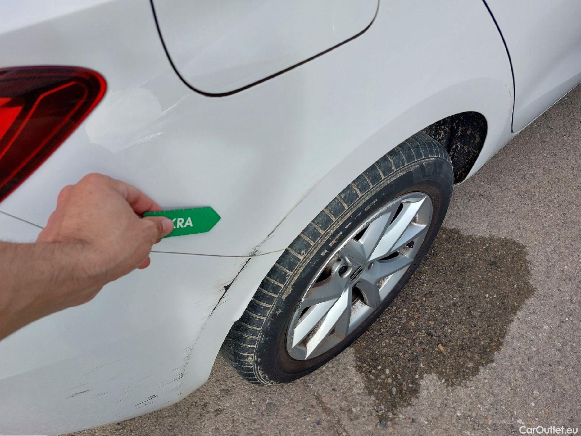  Land Rover  Discovery SEAT Nuevo León / 2020 / 5P / berlina con portón 2.0 TDI 85kW S&S Style Go (AC3) #22