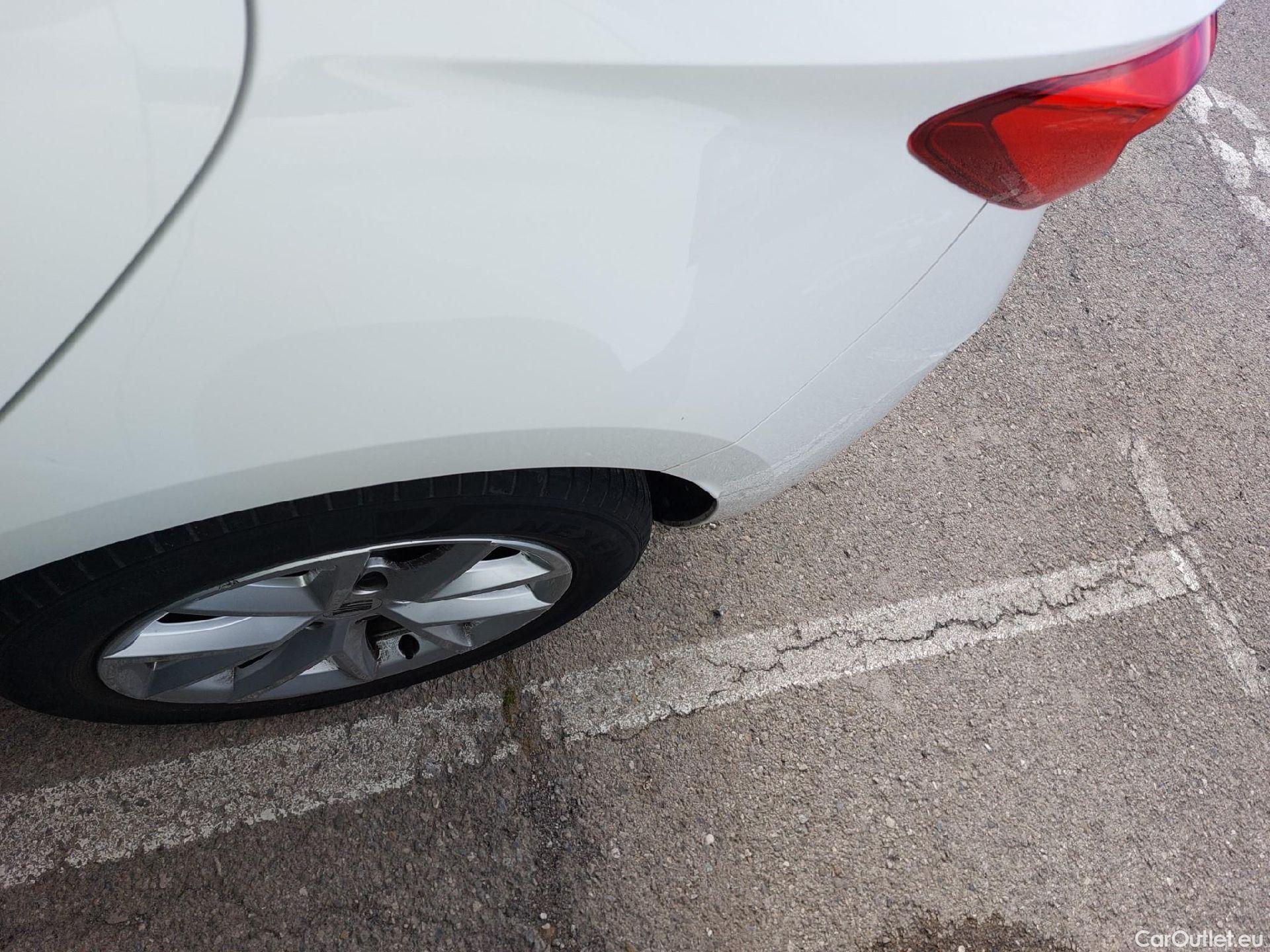  Land Rover  Discovery SEAT Nuevo León / 2020 / 5P / berlina con portón 2.0 TDI 85kW S&S Style Go (AC3) #13