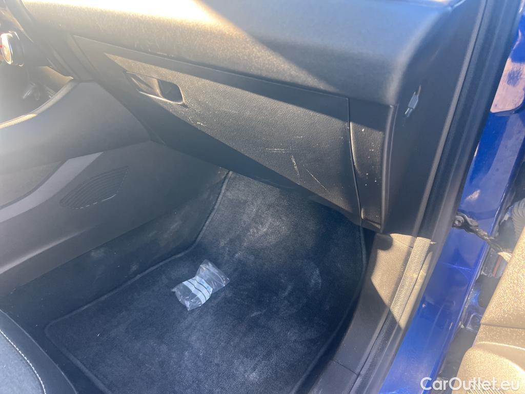  Renault  Captur RENAULT  / 2020 / 5P / todoterreno Intens TCe 90 #12