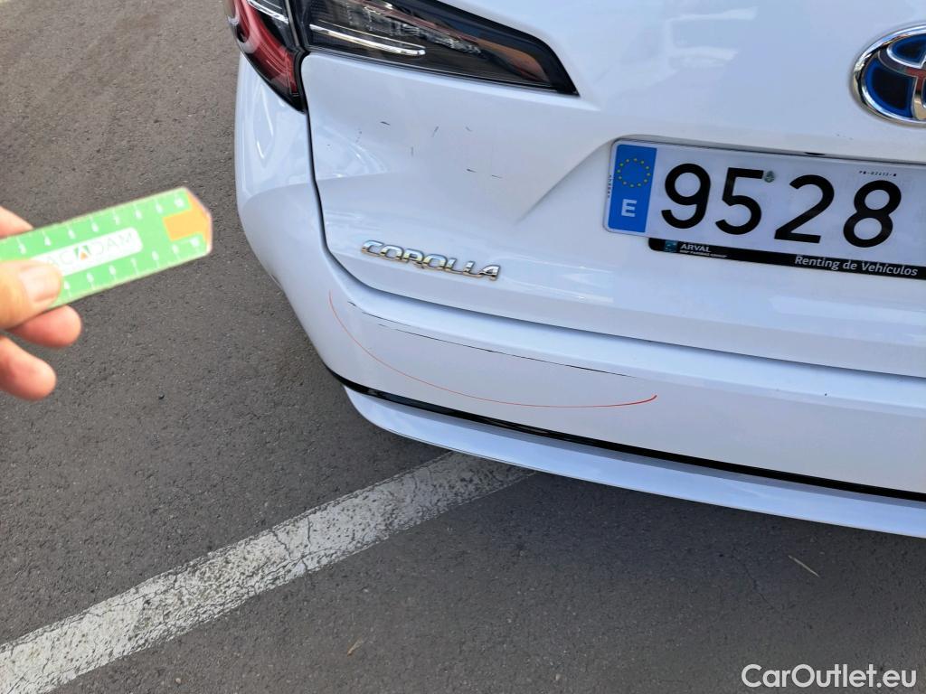  Toyota  Corolla TOYOTA  / 2019 / 5P / familiar 1.8 125H ACTIVE TECH E-CVT TOU SPORT #12