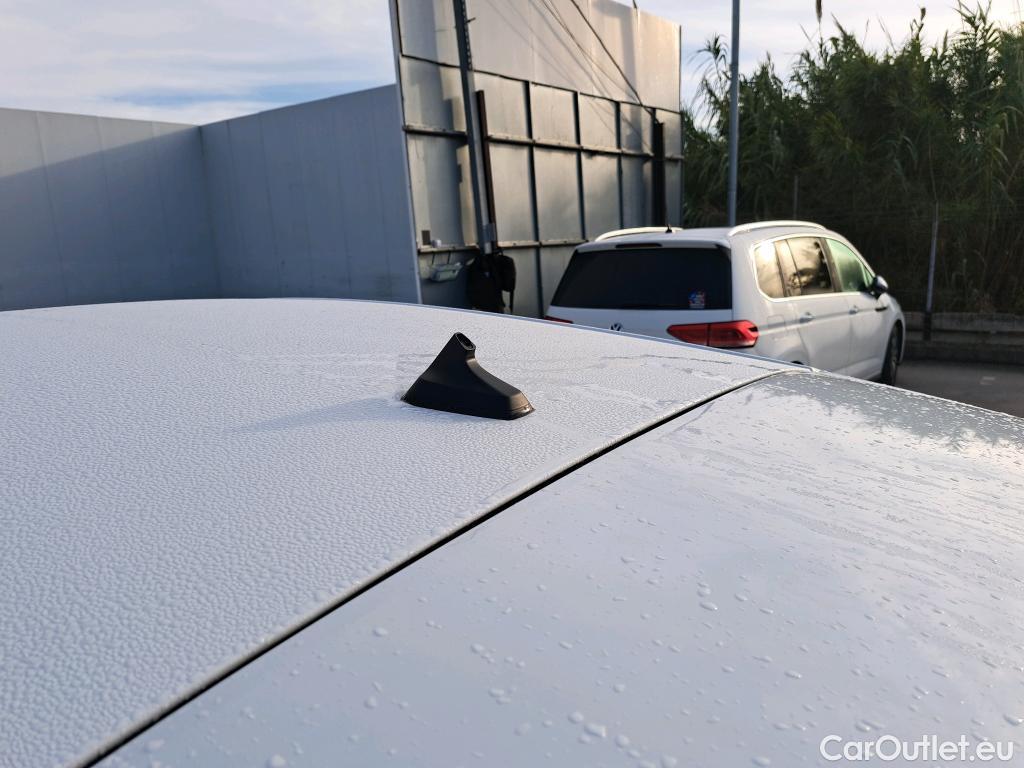  Renault  Captur RENAULT  / 2019 / 5P / todoterreno Intens TCe 90 (AC) #30