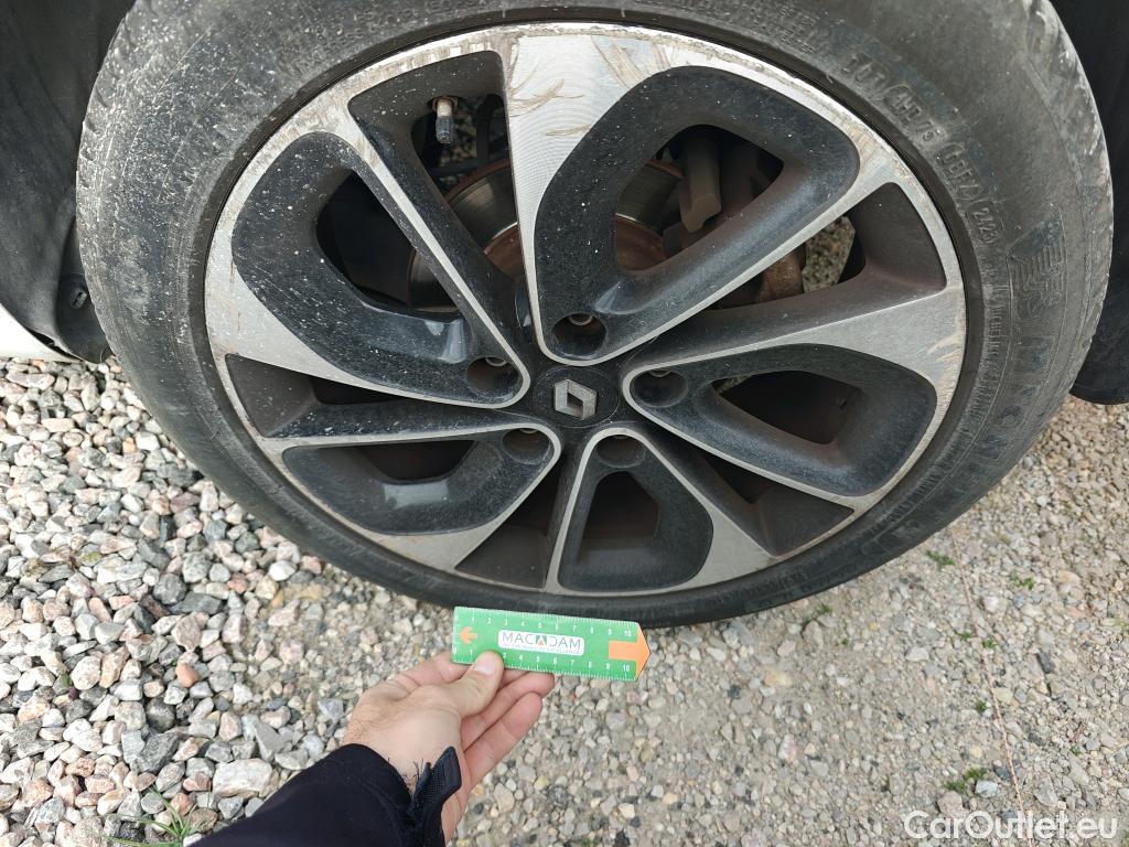  Renault  Megane RENAULT MÉGANE 5p 3G berlina con portón Bose Energy dCi 130 S&S Euro 6 #12