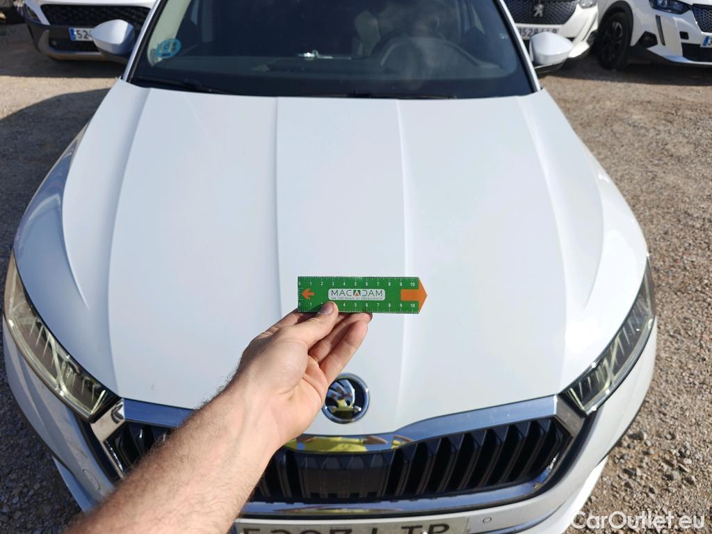  Skoda  Octavia SKODA  / 2020 / 5P / familiar Combi 2.0 TDI 110kW (150CV) DSG Style #24