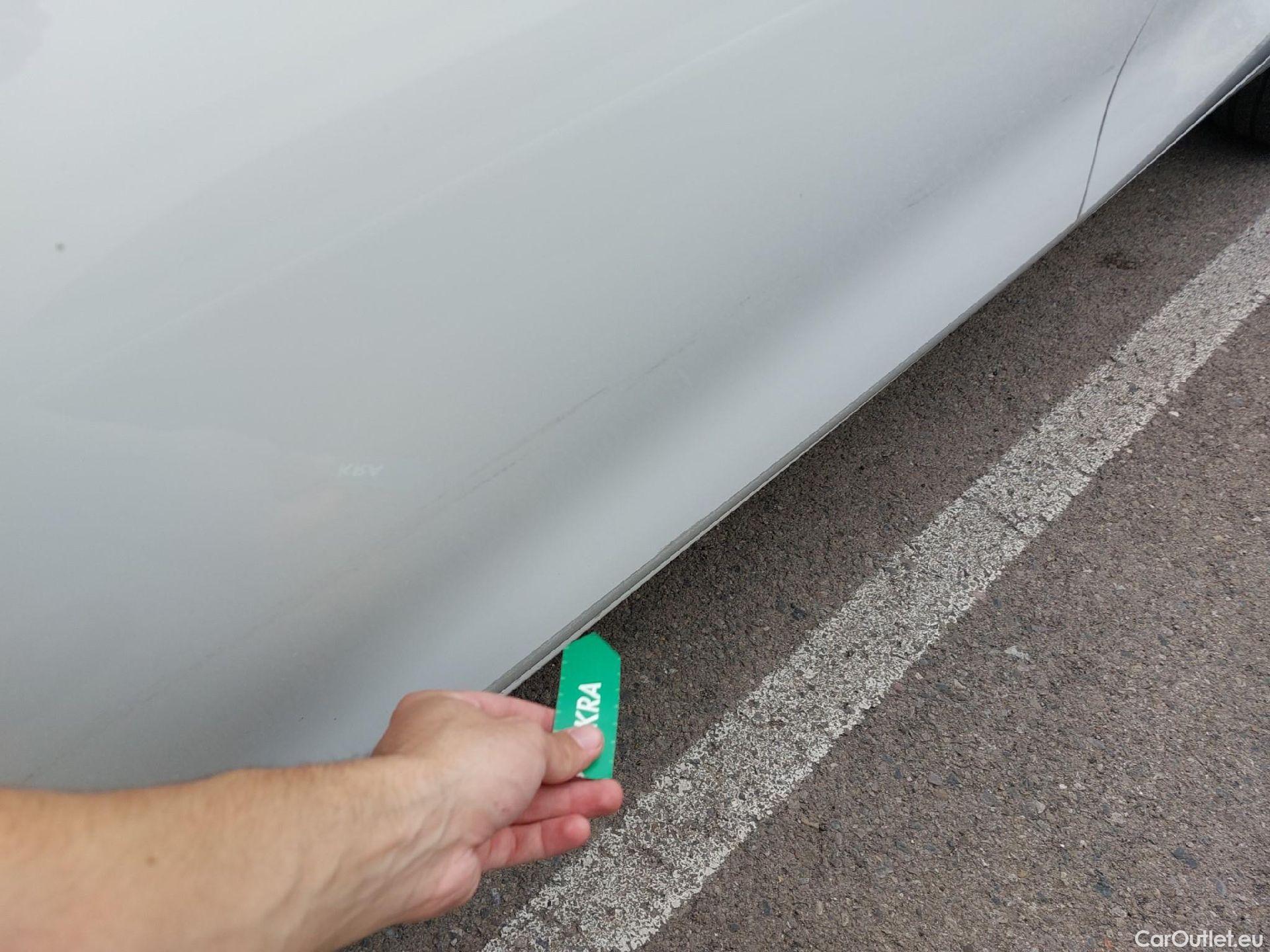  Land Rover  Discovery SEAT Nuevo León / 2020 / 5P / berlina con portón 2.0 TDI 85kW S&S Style Go (AC3) #9