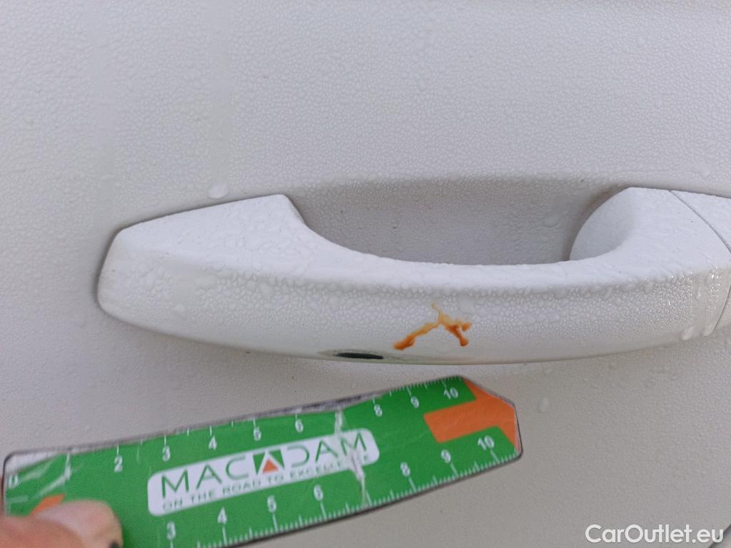  Seat  Arona SEAT  / 2017 / 5P / todoterreno 1.0 TSI 81kW (110CV) Style Plus (AC) #16