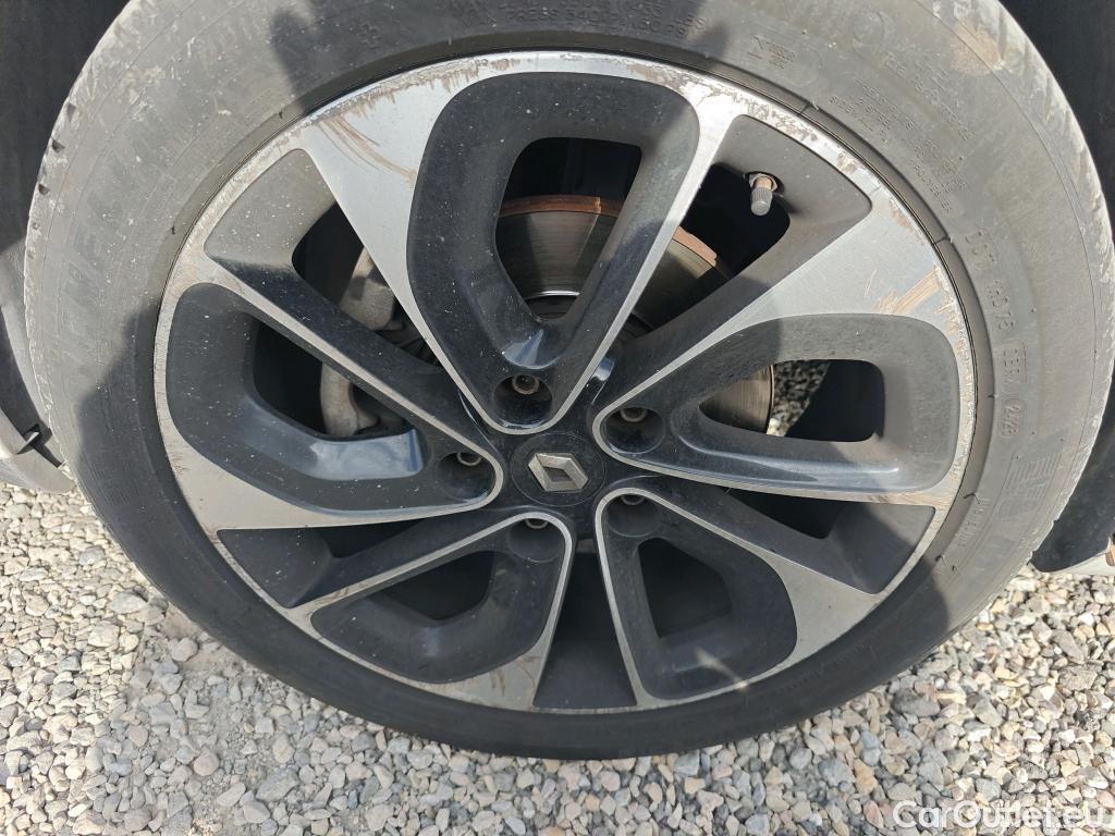  Renault  Megane RENAULT MÉGANE 5p 3G berlina con portón Bose Energy dCi 130 S&S Euro 6 #11