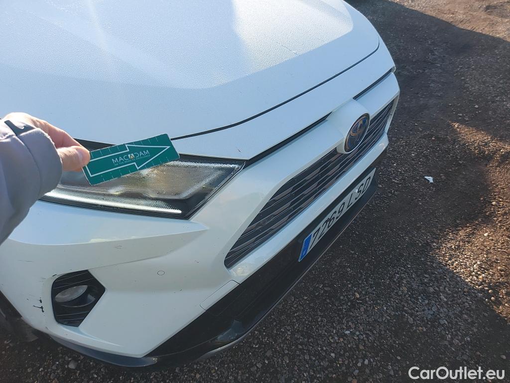  Toyota  RAV4 TOYOTA  / 2018 / 5P / todoterreno 2.5l 220H Style 4WD #1