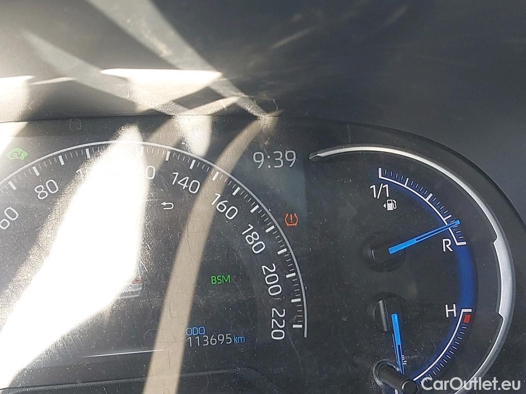  Toyota  RAV4 TOYOTA  / 2018 / 5P / todoterreno 2.5l 220H Style 4WD #9