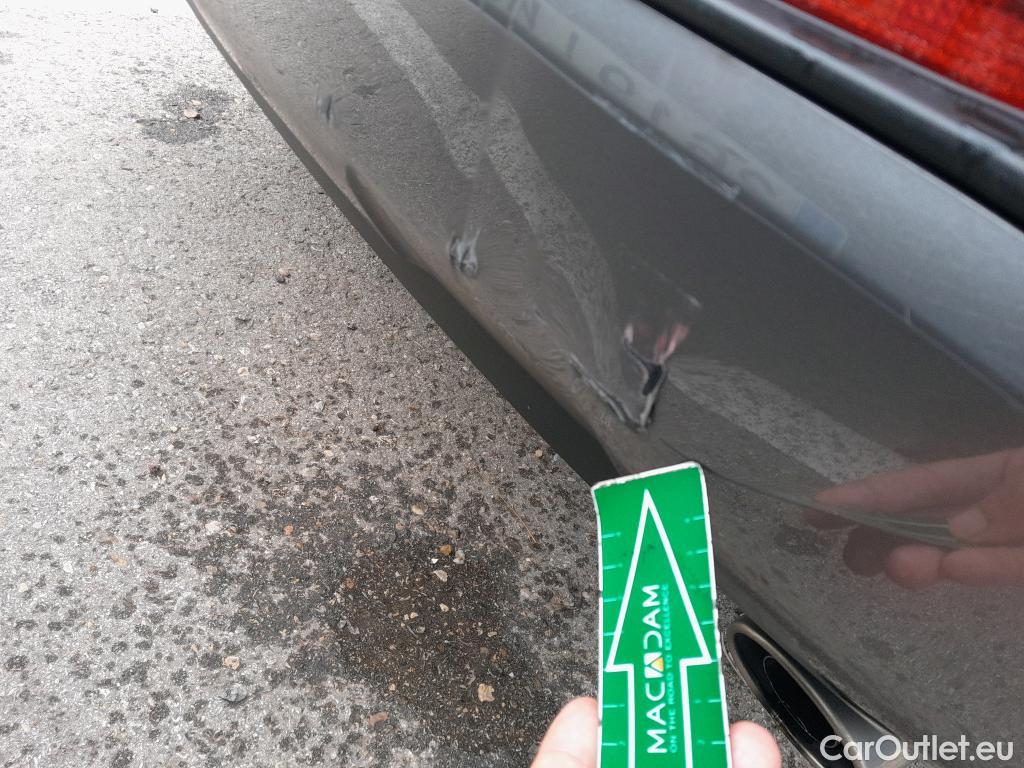  Toyota  RAV4 TOYOTA  / 2018 / 5P / todoterreno 2.5l 220H Advance 4WD #30