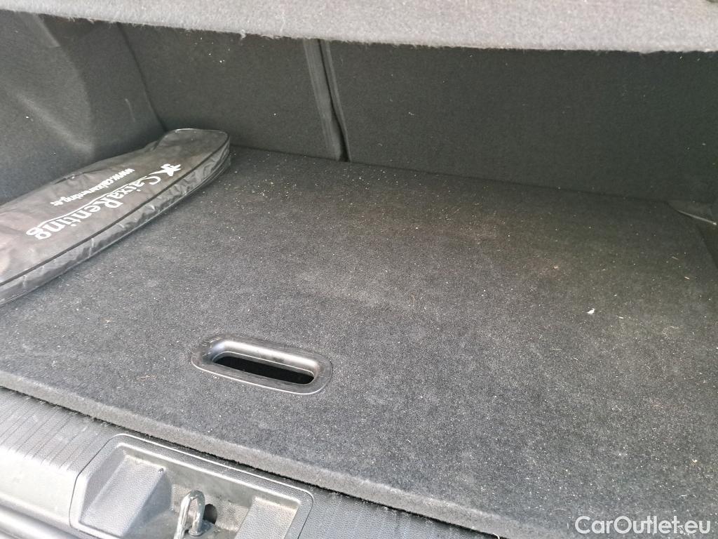  Renault  Captur RENAULT  / 2019 / 5P / todoterreno Intens TCe 90 (AC) #11