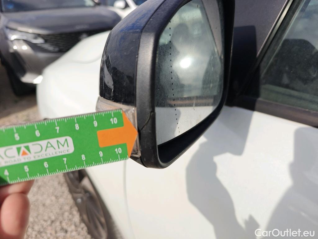  Renault  Megane RENAULT MÉGANE 5p 3G berlina con portón Bose Energy dCi 130 S&S Euro 6 #4