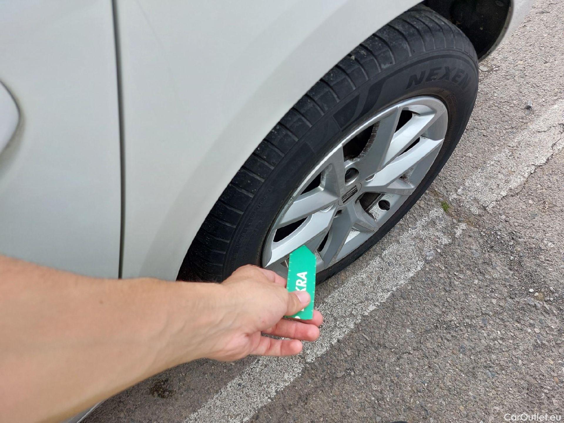  Land Rover  Discovery SEAT Nuevo León / 2020 / 5P / berlina con portón 2.0 TDI 85kW S&S Style Go (AC3) #14