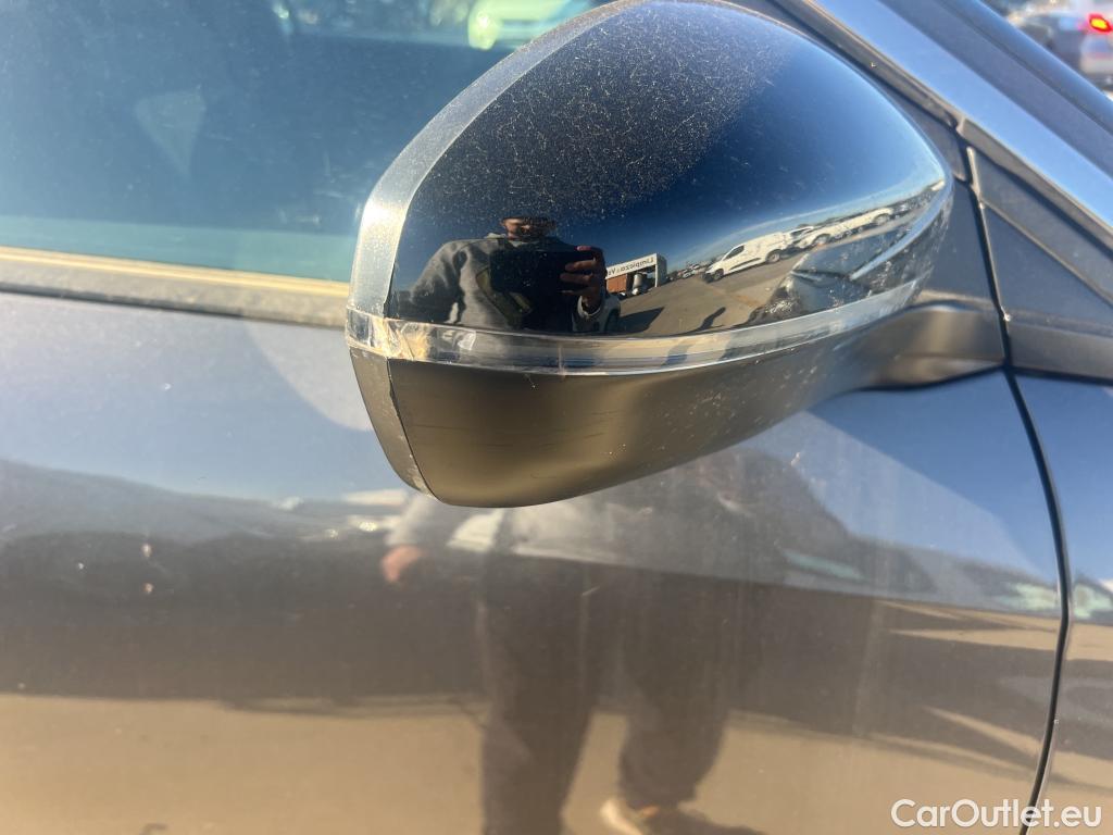  Peugeot  3008  Allure Pack 1.5 HDi 130CV AT8 E6d #20