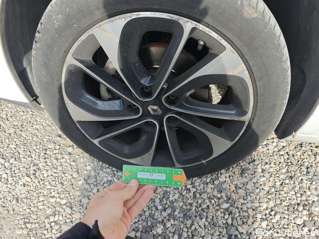  Renault  Megane RENAULT MÉGANE 5p 3G berlina con portón Bose Energy dCi 130 S&S Euro 6 #10